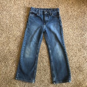 Boy’s blue jeans (denim)